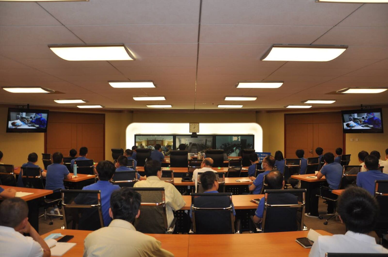 ȫ���˴�������ǿռ��Ŷ��³����մ���ȫ�������ᡱ����