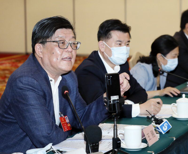 �ƽ�������ˮ���ϲ�ҵ�ṹ���������̲��ݻ�